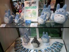 Paris Japan Expo : Ghibli, peluches bleus Totoros