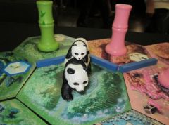 Paris Japan expo jeu Taneko géant panda
