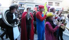 Carnaval de pau : défilé instrumentalistes