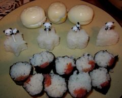 Makis saumons et oeufs animaux