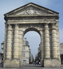 Bordeaux Arche place de la victoire